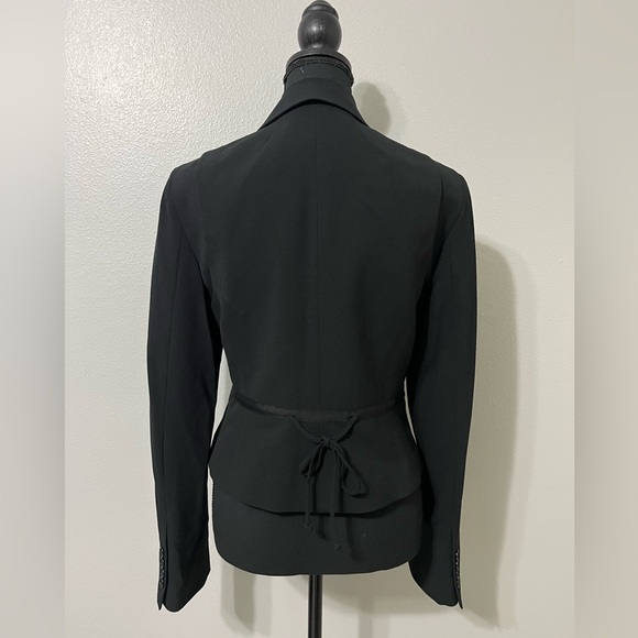 BCBG MaxAzria black blazer. Size M. Excellent pre-owned condition. - Picture 2 of 7